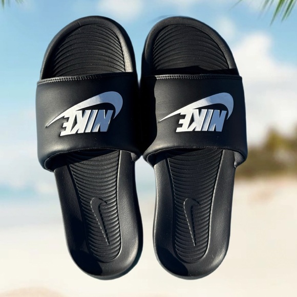 Nike Black Slide Sandals - Picture 4 of 7